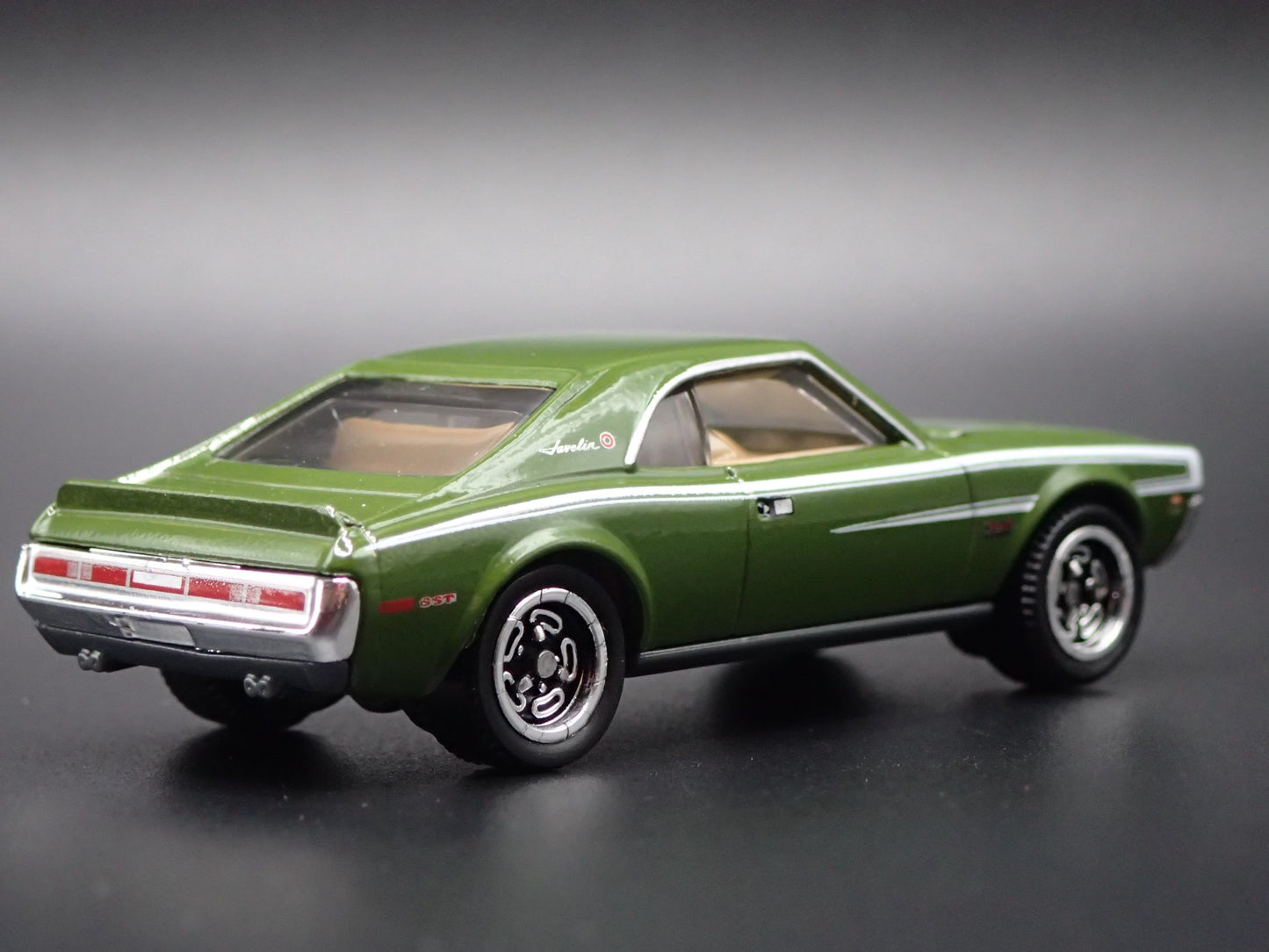 1970 70 AMC JAVELIN MUSCLE CAR GREEN 1:64 SCALE COLLECTIBLE DIECAST MODEL CAR
