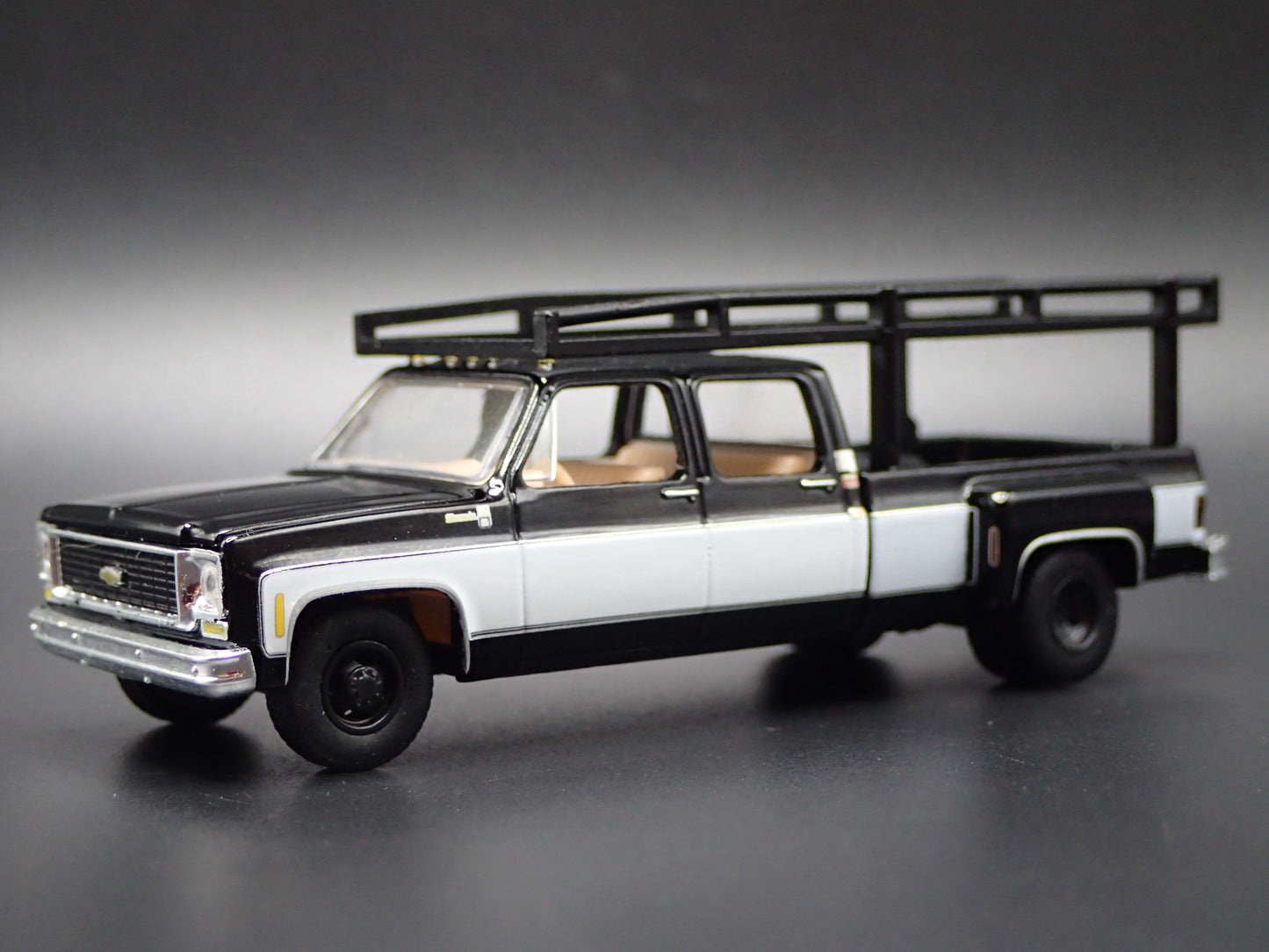 1973 73 CHEVY SILVERADO 30 DUALLY SQUAREBODY TRUCK 1/64 SCALE DIECAST MODEL CAR