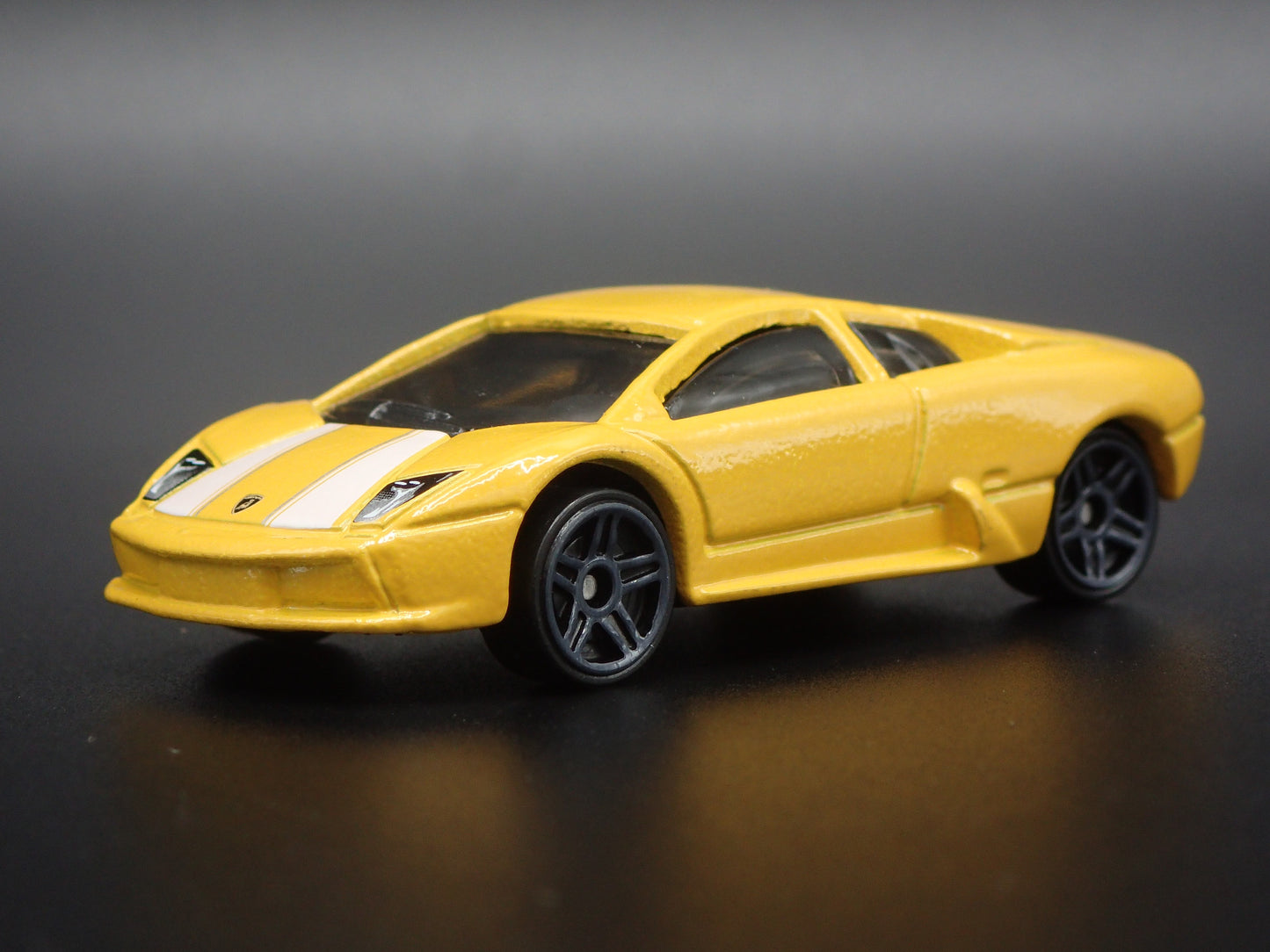 2002-2006 LAMBORGHINI MURCIELAGO SUPERCAR 1/64 SCALE DIORAMA DIECAST MODEL CAR