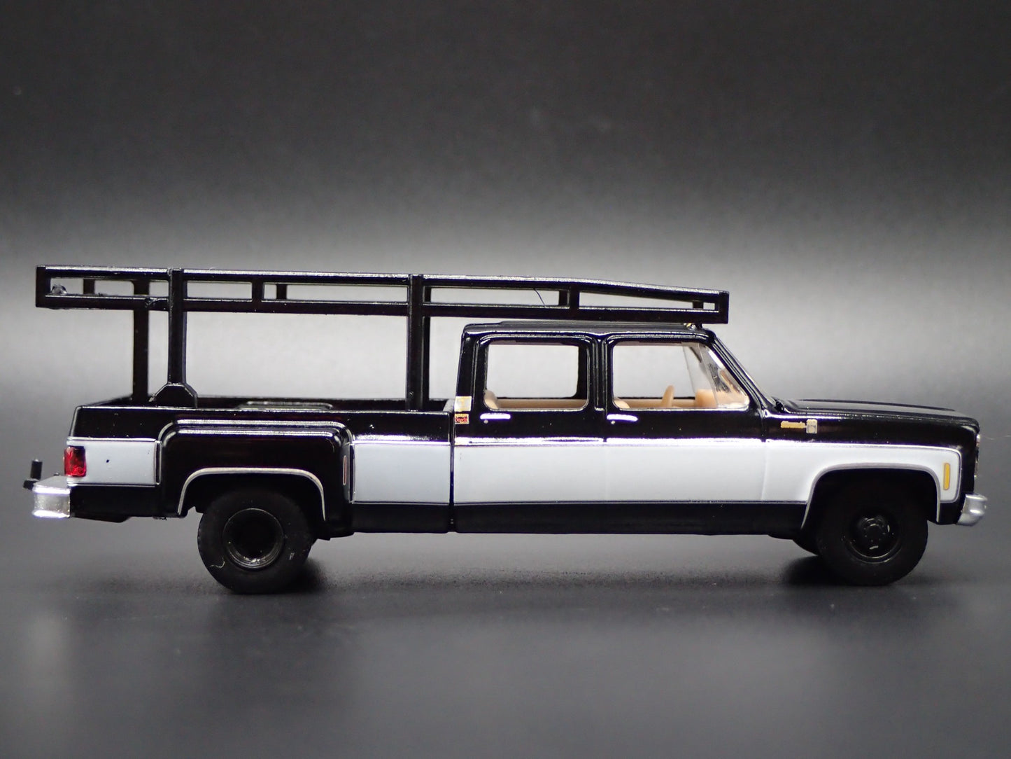 1973 73 CHEVY SILVERADO 30 DUALLY SQUAREBODY TRUCK 1/64 SCALE DIECAST MODEL CAR