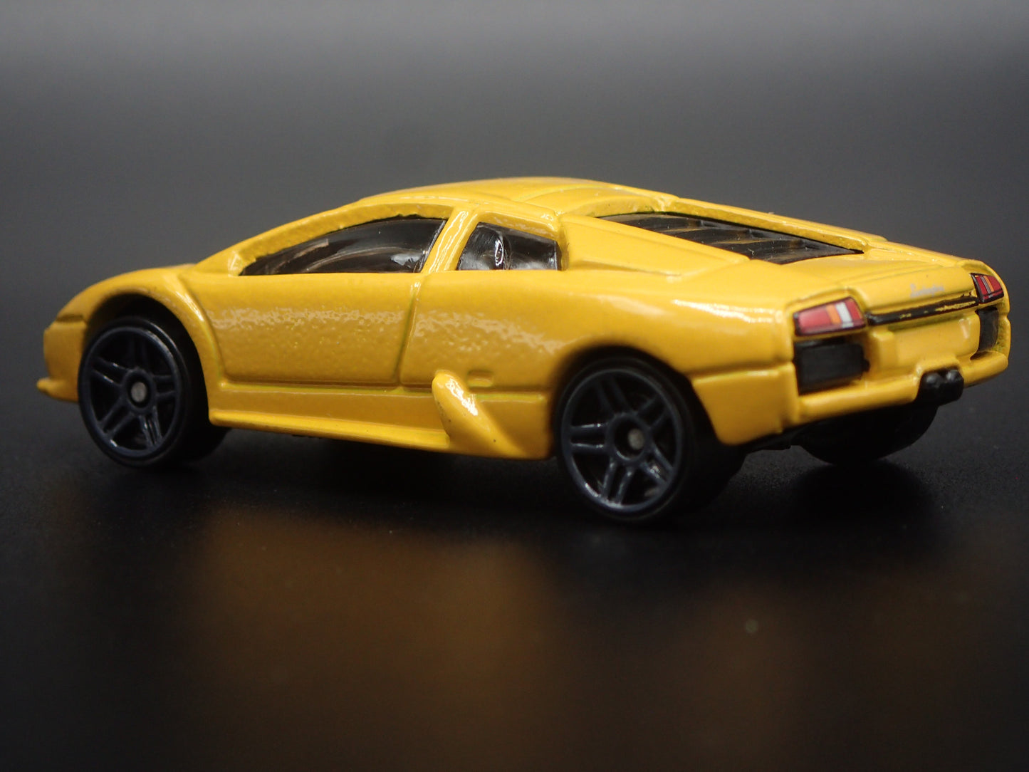 2002-2006 LAMBORGHINI MURCIELAGO SUPERCAR 1/64 SCALE DIORAMA DIECAST MODEL CAR