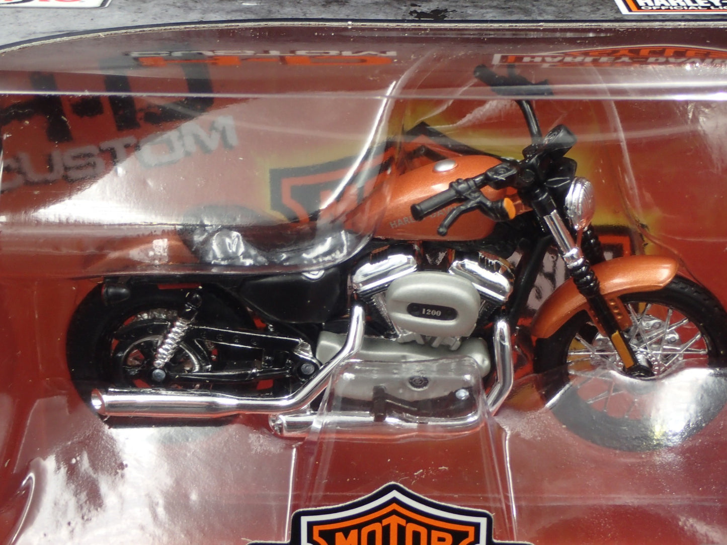 2007 XL 1200N NIGHTSTER HARLEY DAVIDSON MOTORCYCLE MAISTO SERIES 38 1/18 MODEL