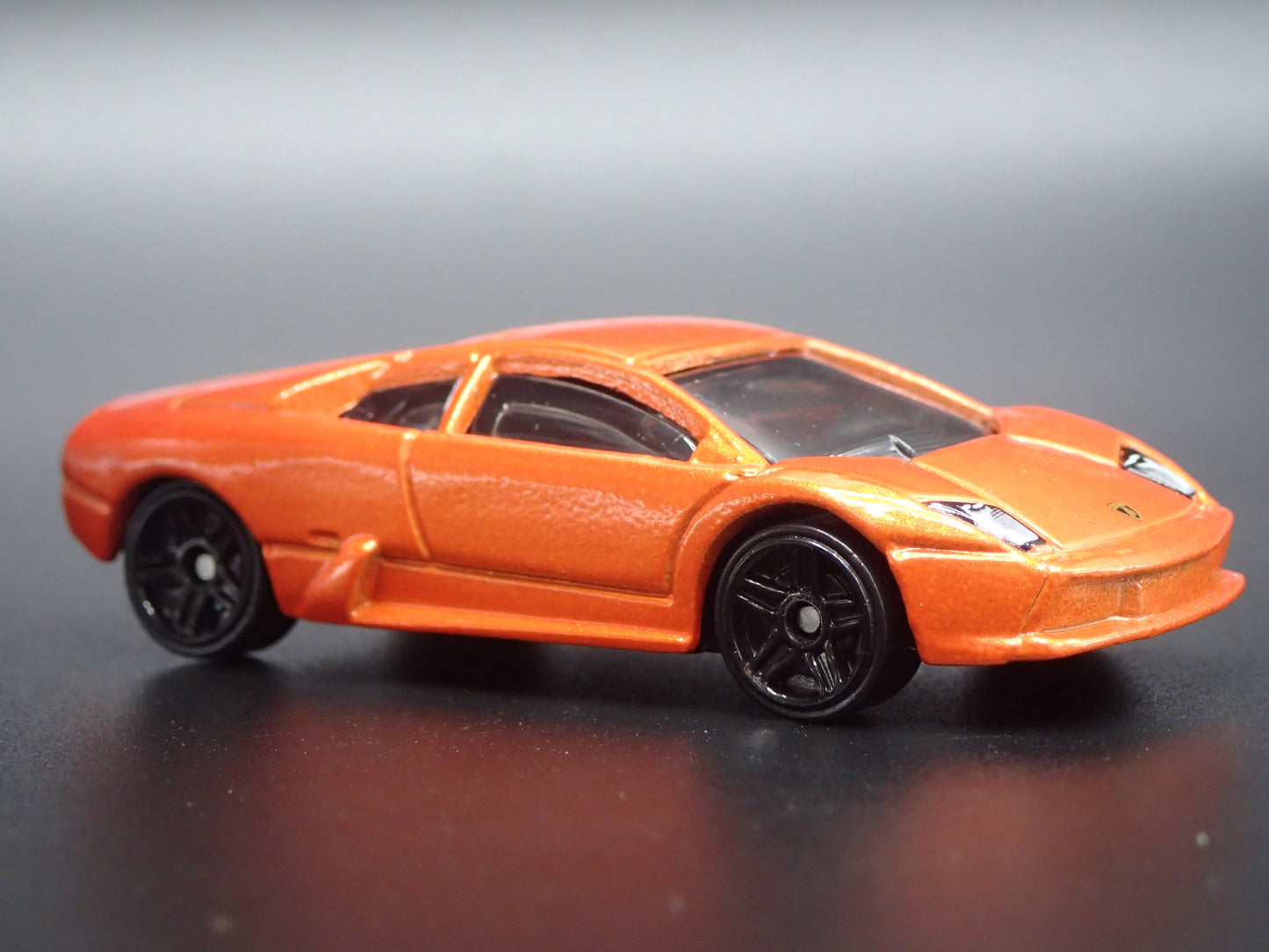 2002-2006 LAMBORGHINI MURCIELAGO SUPERCAR 1/64 SCALE DIORAMA DIECAST MODEL CAR