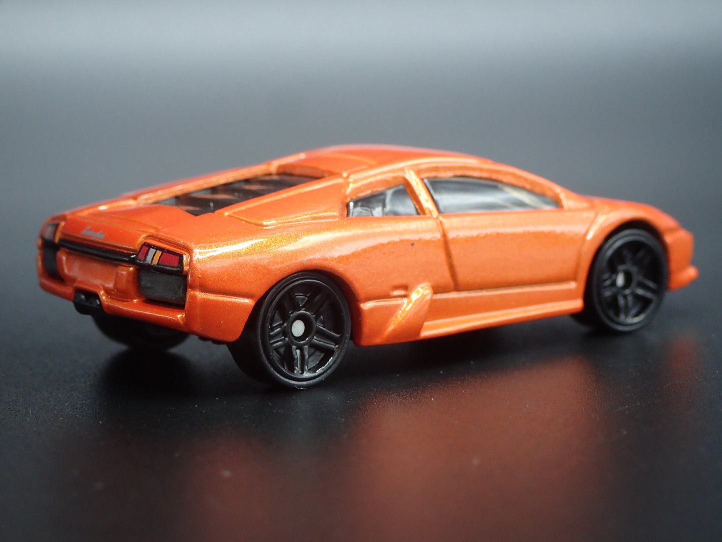2002-2006 LAMBORGHINI MURCIELAGO SUPERCAR 1/64 SCALE DIORAMA DIECAST MODEL CAR