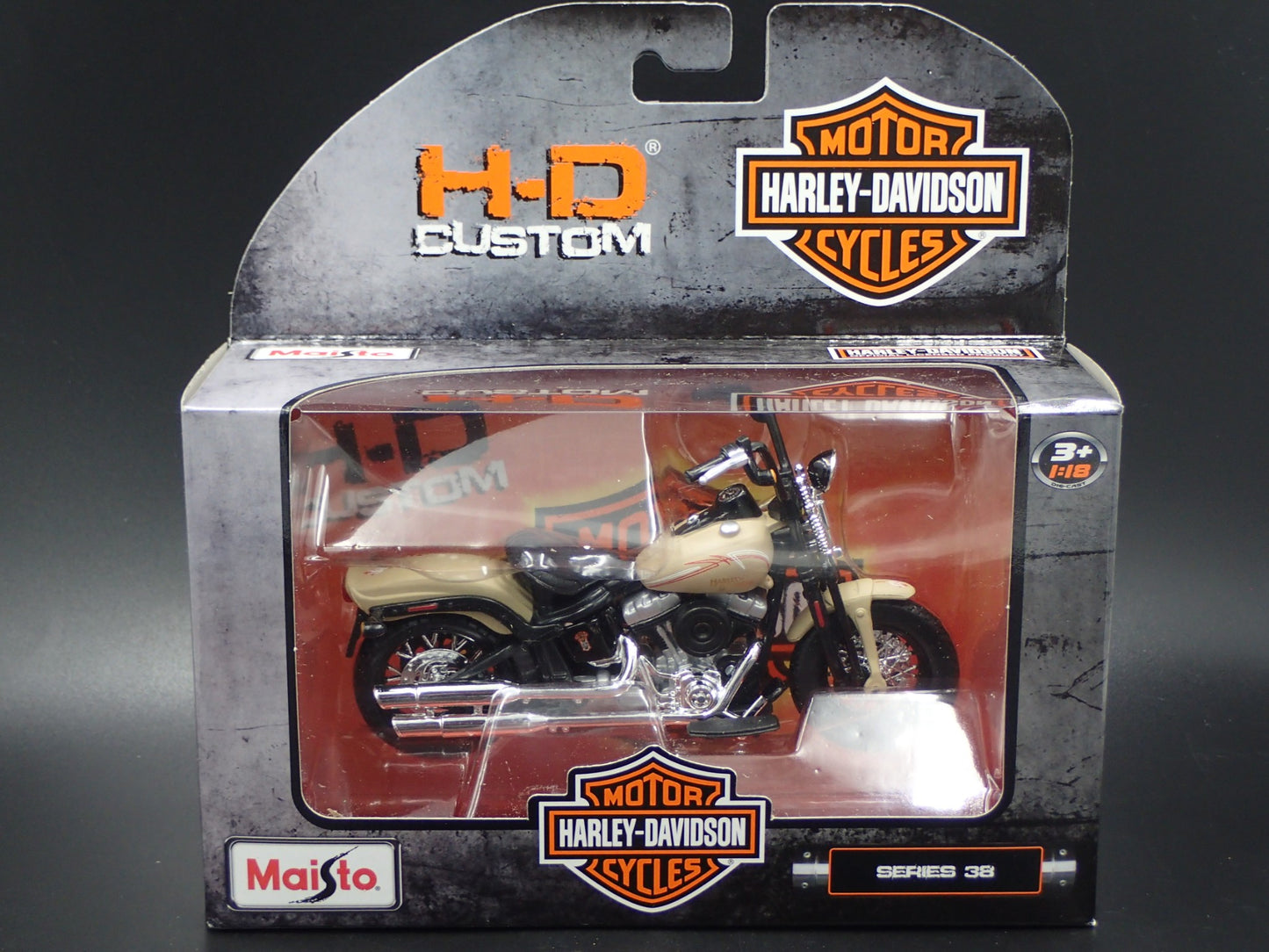 2008 FLSTSB CROSS BONES HARLEY DAVIDSON MOTORCYCLE MAISTO SERIES 38 1/18 MODEL