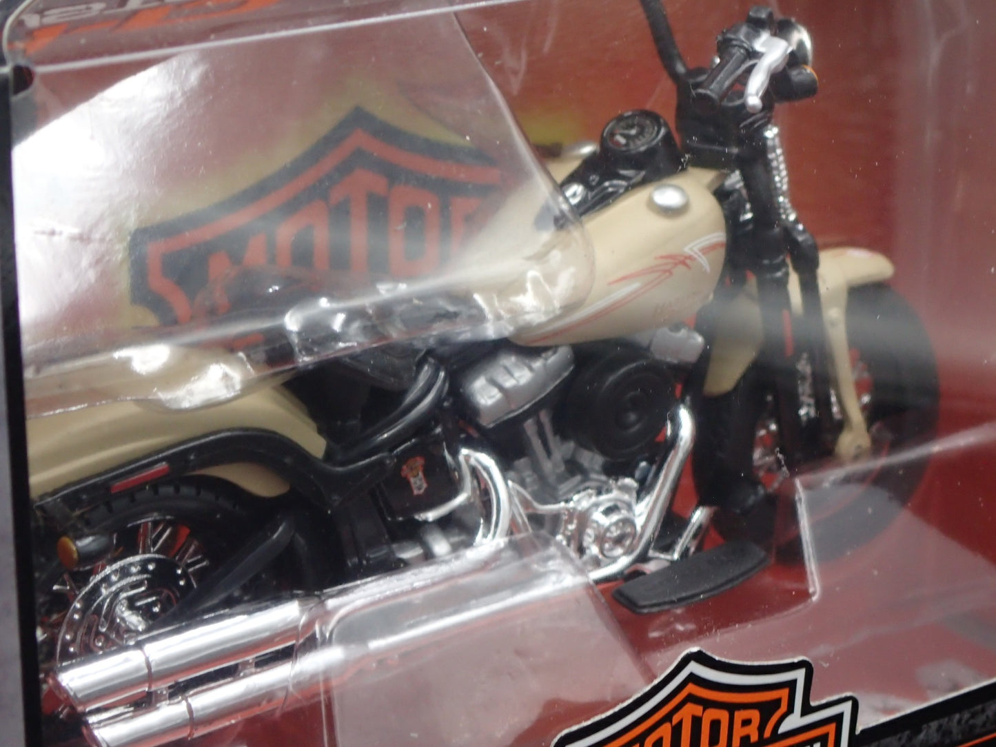 2008 FLSTSB CROSS BONES HARLEY DAVIDSON MOTORCYCLE MAISTO SERIES 38 1/18 MODEL