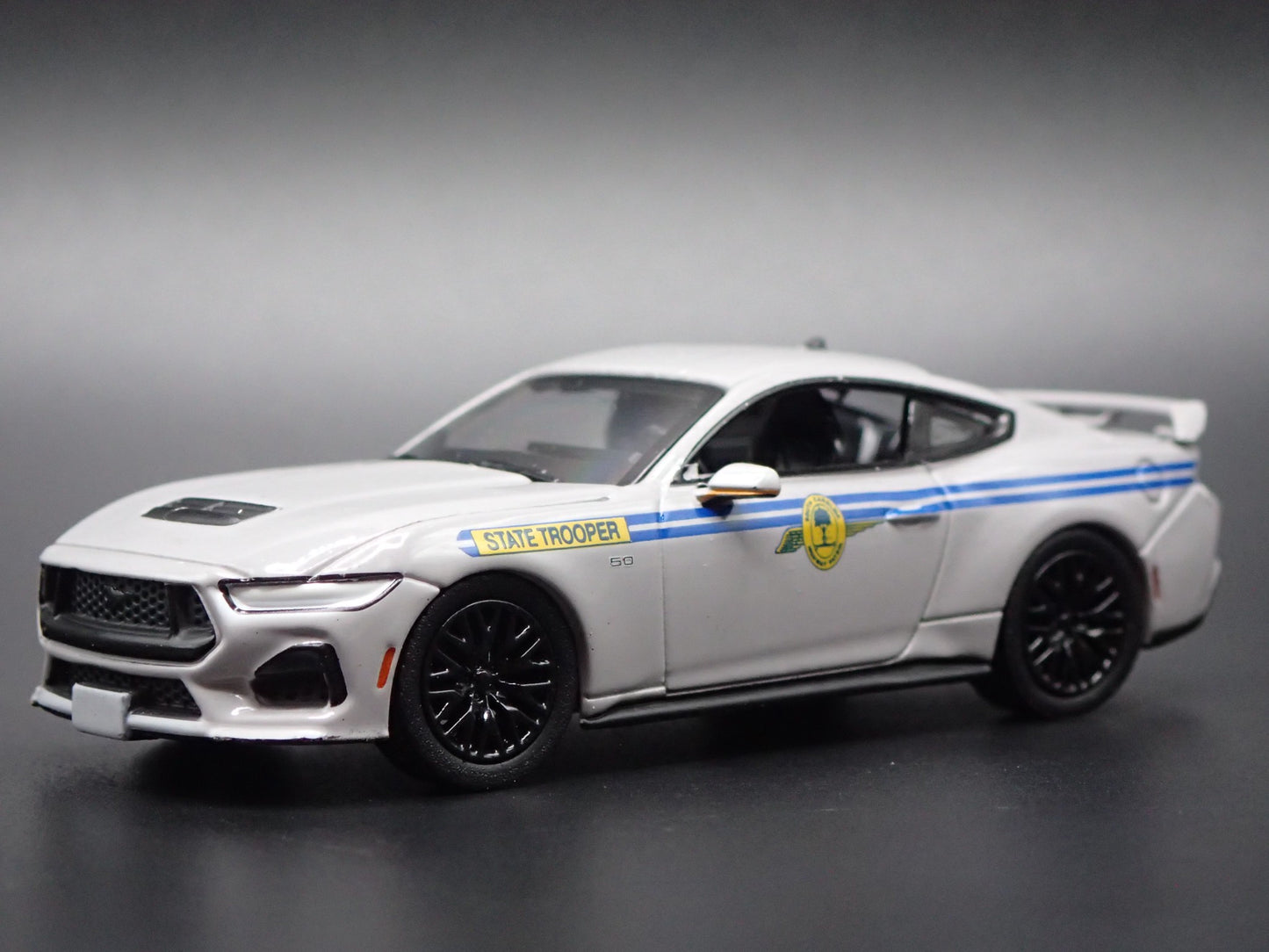 2018-2023 FORD MUSTANG GT SOUTH CAROLINA HIGHWAY PATROL 1:64 DIECAST MODEL CAR
