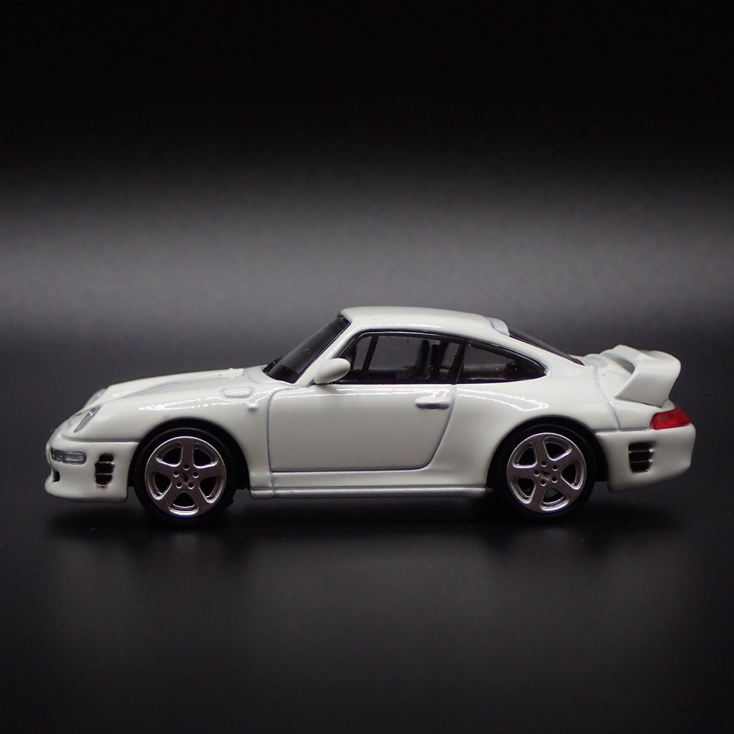 1995-1997 PORSCHE 911 CARRERA TURBO 993 RUF CTR2 1:64 SCALE DIECAST MODEL CAR