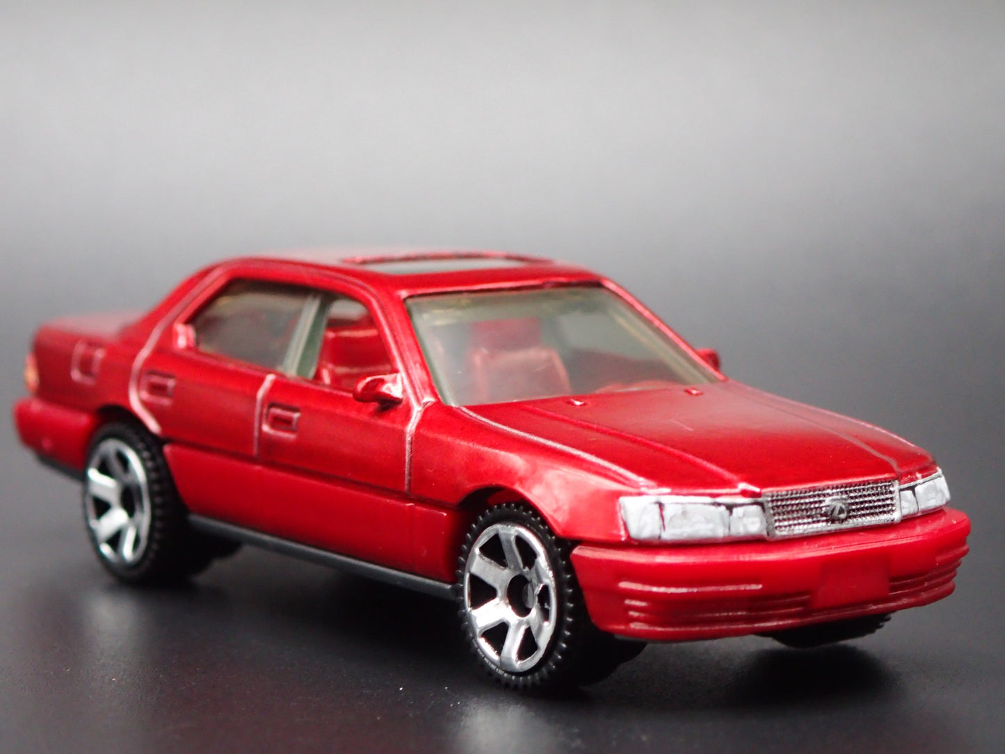 1992-1994 LEXUS LS 400 LS400 BURGUNDY 1/64 SCALE COLLECTIBLE DIECAST MODEL CAR