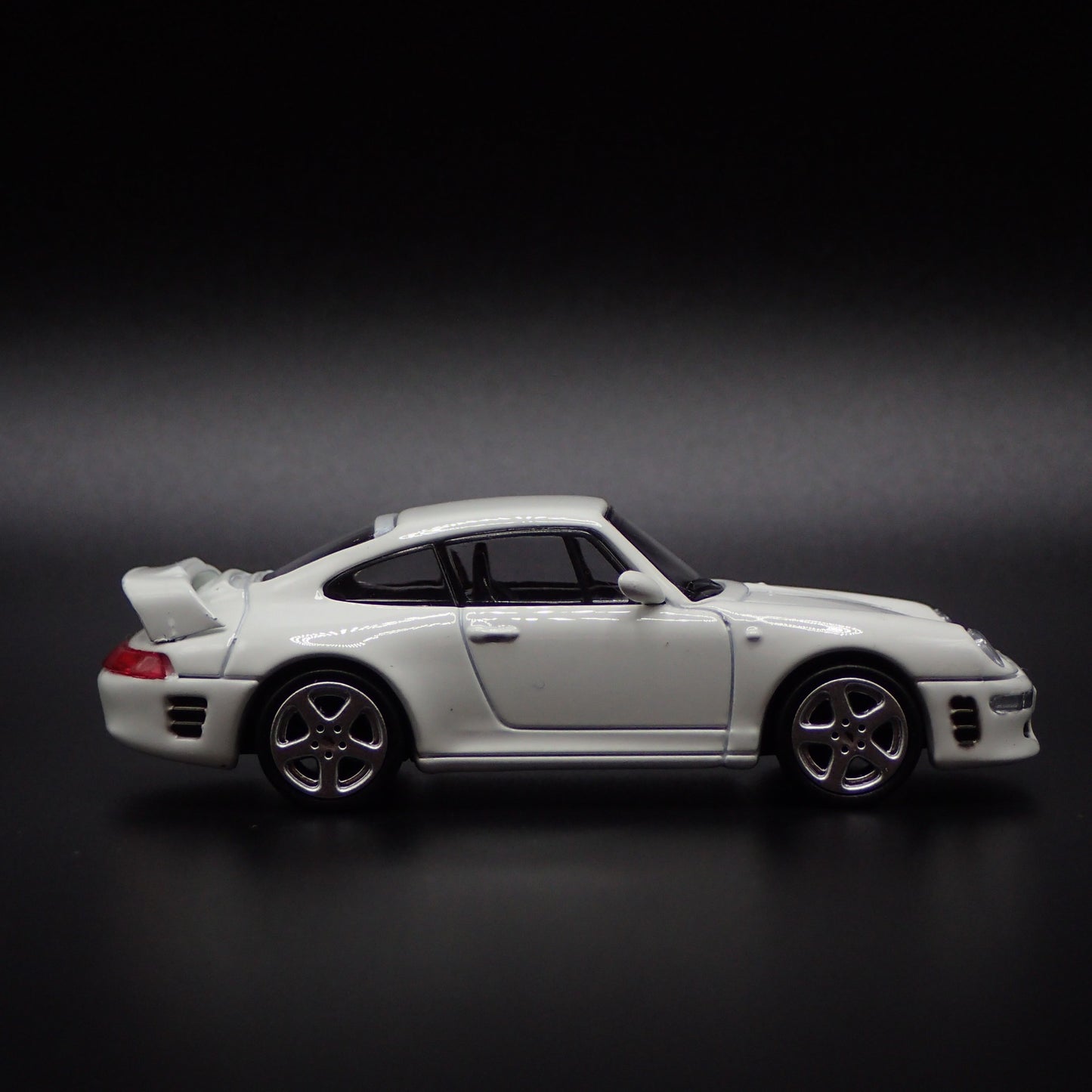 1995-1997 PORSCHE 911 CARRERA TURBO 993 RUF CTR2 1:64 SCALE DIECAST MODEL CAR