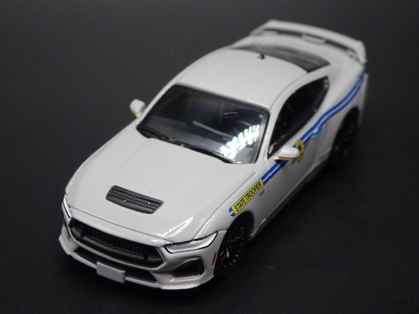 2018-2023 FORD MUSTANG GT SOUTH CAROLINA HIGHWAY PATROL 1:64 DIECAST MODEL CAR