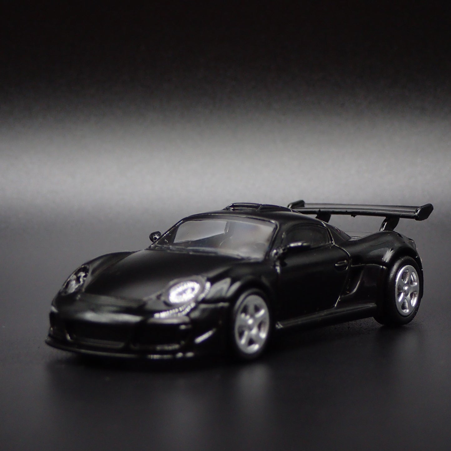 PORSCHE 911 RUF CTR3 CLUB SPORT 1:64 SCALE COLLECTIBLE DIORAMA DIECAST MODEL CAR