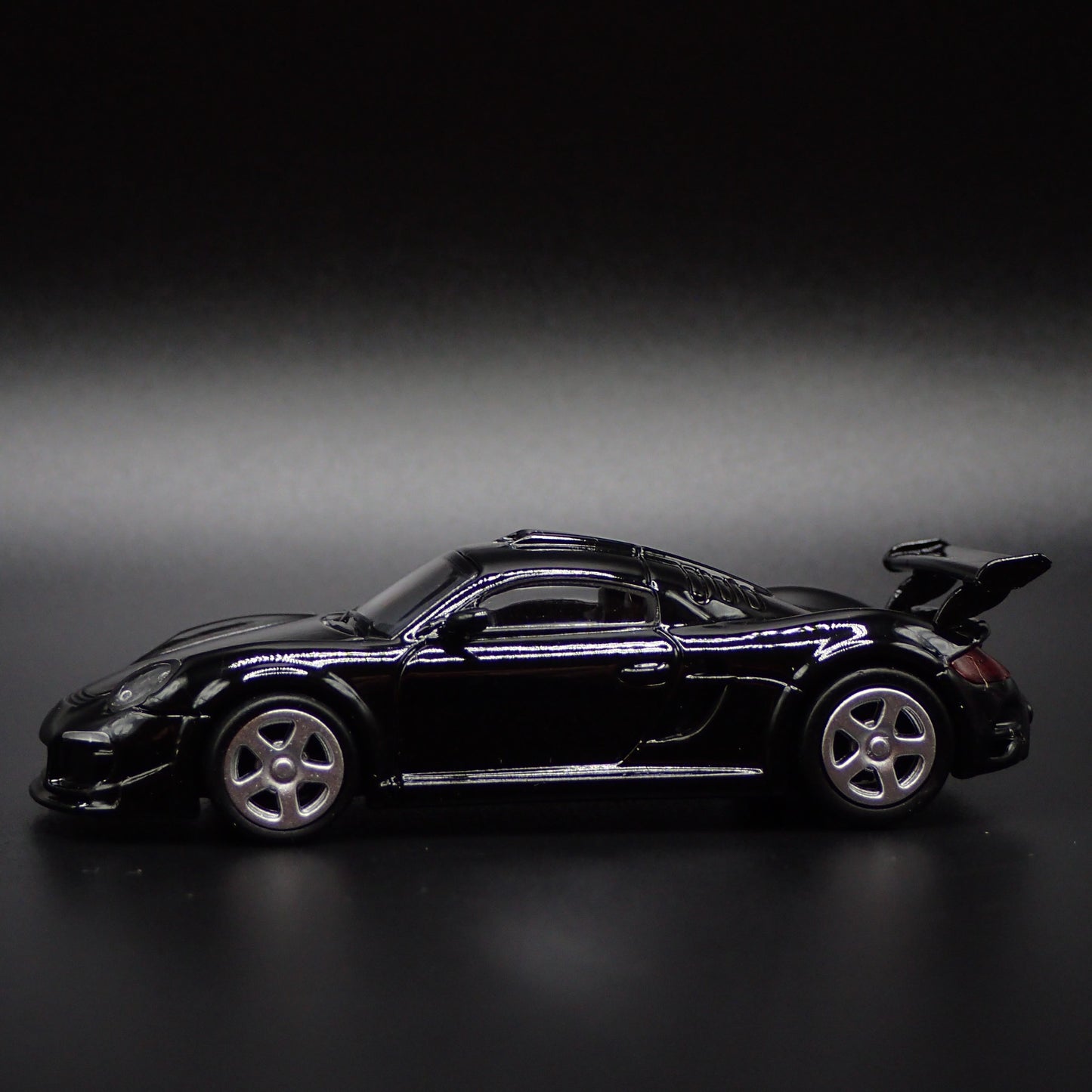 PORSCHE 911 RUF CTR3 CLUB SPORT 1:64 SCALE COLLECTIBLE DIORAMA DIECAST MODEL CAR