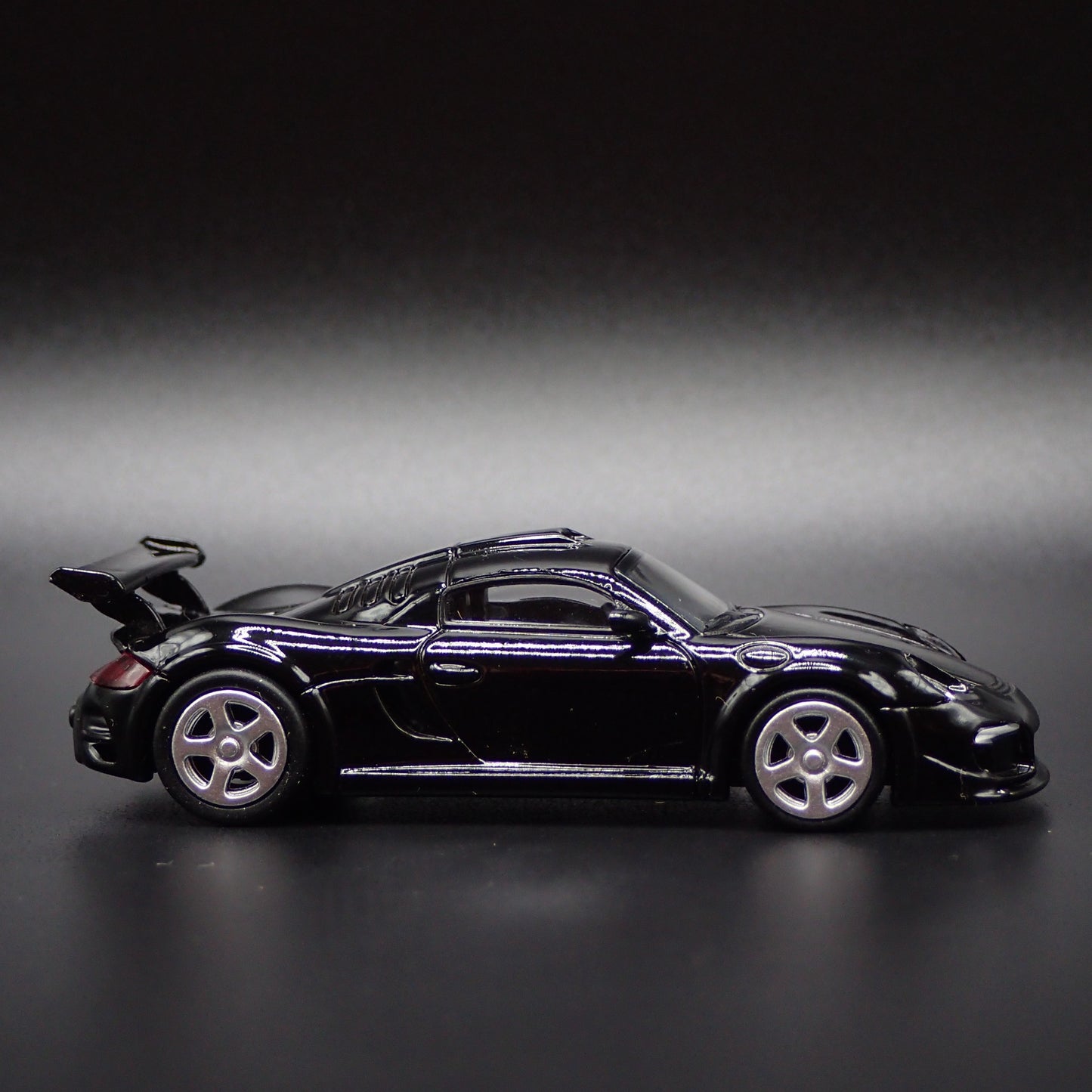 PORSCHE 911 RUF CTR3 CLUB SPORT 1:64 SCALE COLLECTIBLE DIORAMA DIECAST MODEL CAR
