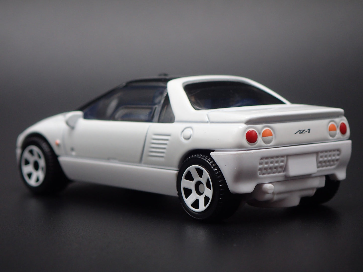 1992-1994 MAZDA AUTOZAM AZ-1 WHITE 1:64 SCALE COLLECTIBLE DIECAST MODEL CAR