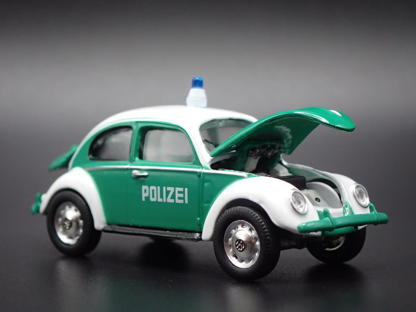 1960-1967 VW VOLKSWAGEN CLASSIC BEETLE BUG GERMAN POLIZEI 1:64 SCALE MODEL CAR