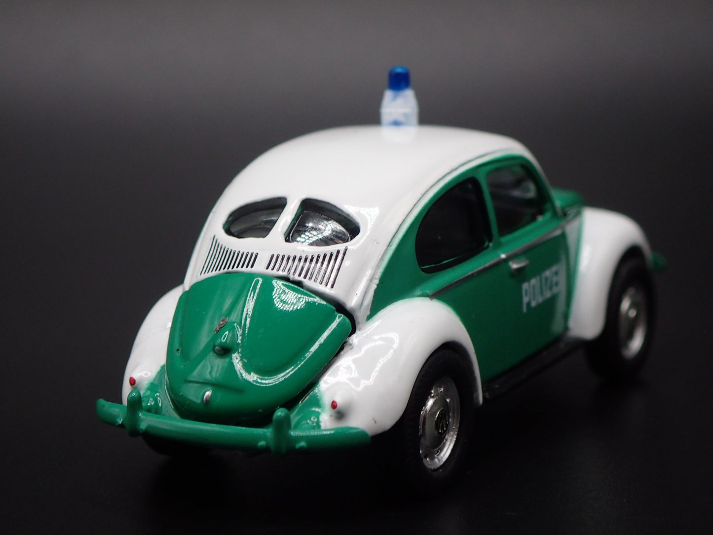 1960-1967 VW VOLKSWAGEN CLASSIC BEETLE BUG GERMAN POLIZEI 1:64 SCALE MODEL CAR