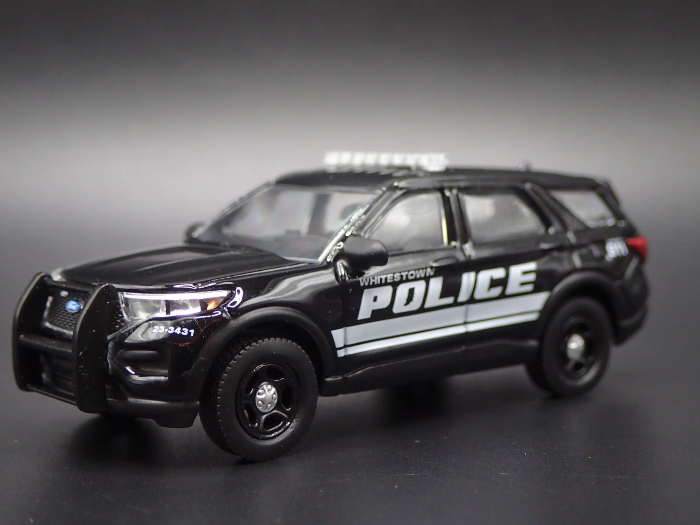 2023 FORD EXPLORER POLICE INTERCEPTOR WHITESTOWN IN 1:64 SCALE DIECAST MODEL CAR