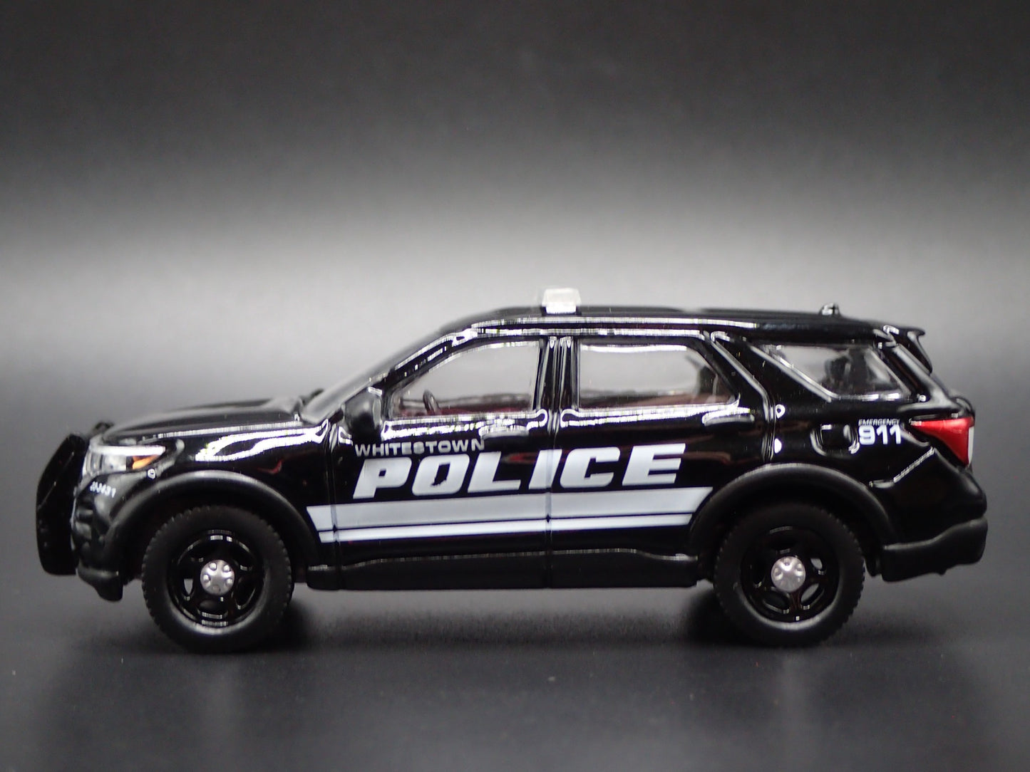 2023 FORD EXPLORER POLICE INTERCEPTOR WHITESTOWN IN 1:64 SCALE DIECAST MODEL CAR