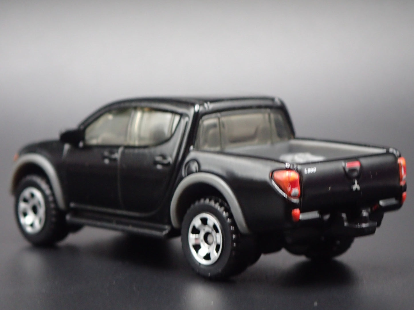 2005-2015 MITSUBISHI TRITON L200 BLACK 1:64 SCALE COLLECTIBLE DIECAST MODEL CAR