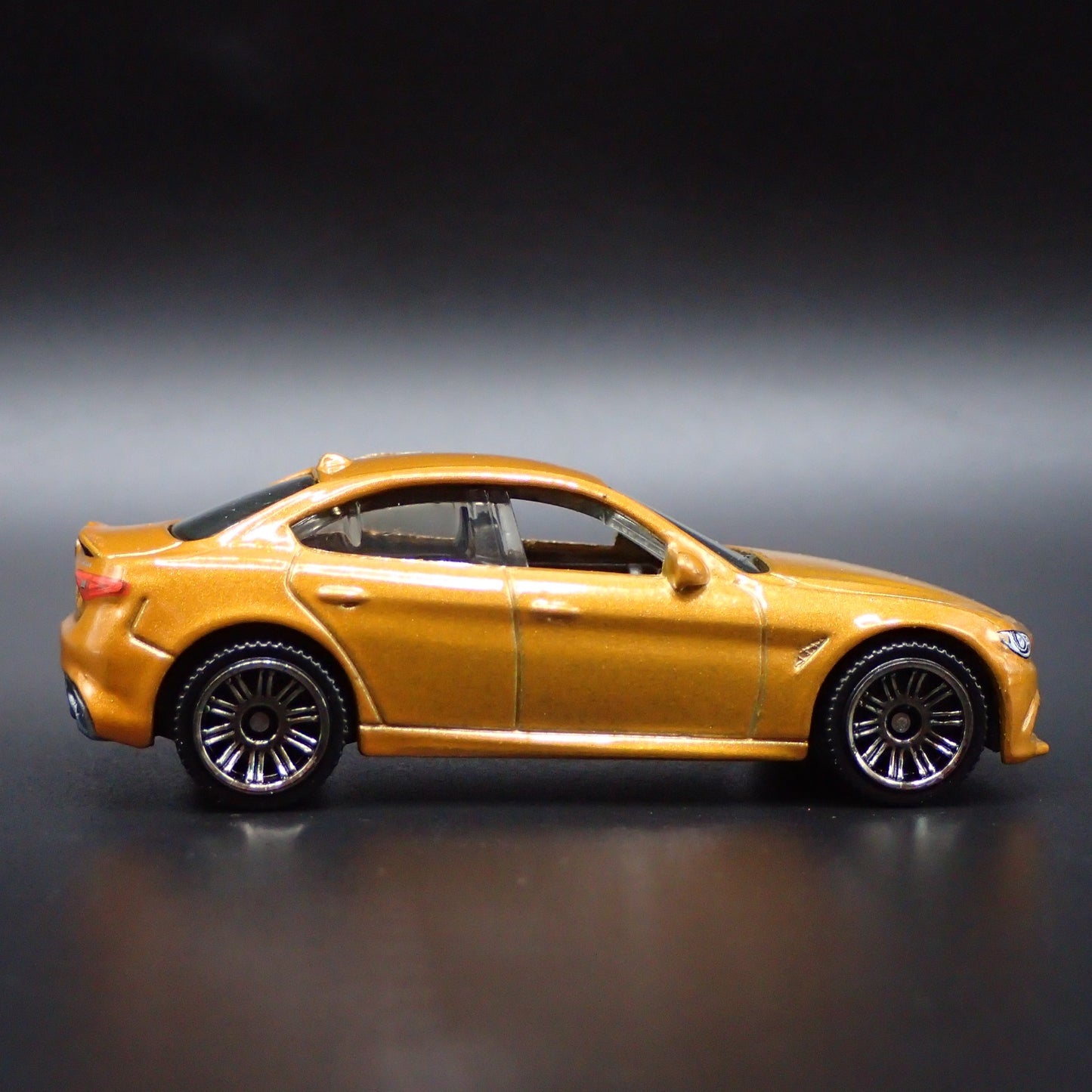 2016-2025 ALFA ROMEO GIULIA 1:64 SCALE COLLECTIBLE DIORAMA DIECAST MODEL CAR