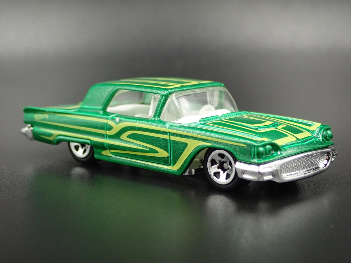 1958 58 FORD THUNDERBIRD TBIRD 1:64 SCALE COLLECTIBLE DIORAMA DIECAST MODEL CAR-Burning Rubber Toy Company
