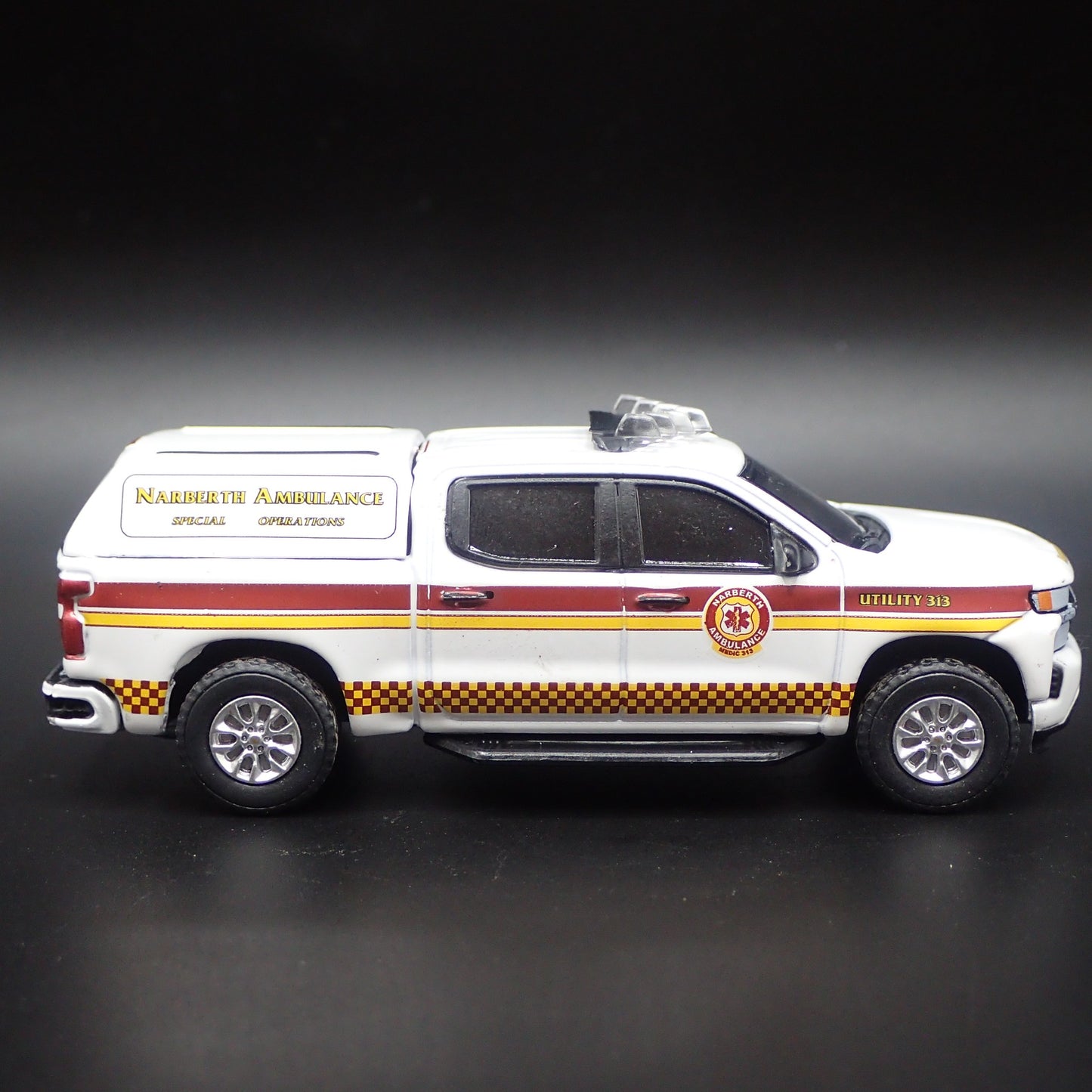 2020 CHEVY SILVERADO NARBERTH AMBULANCE SPECIAL OP 1:64 SCALE DIECAST MODEL CAR