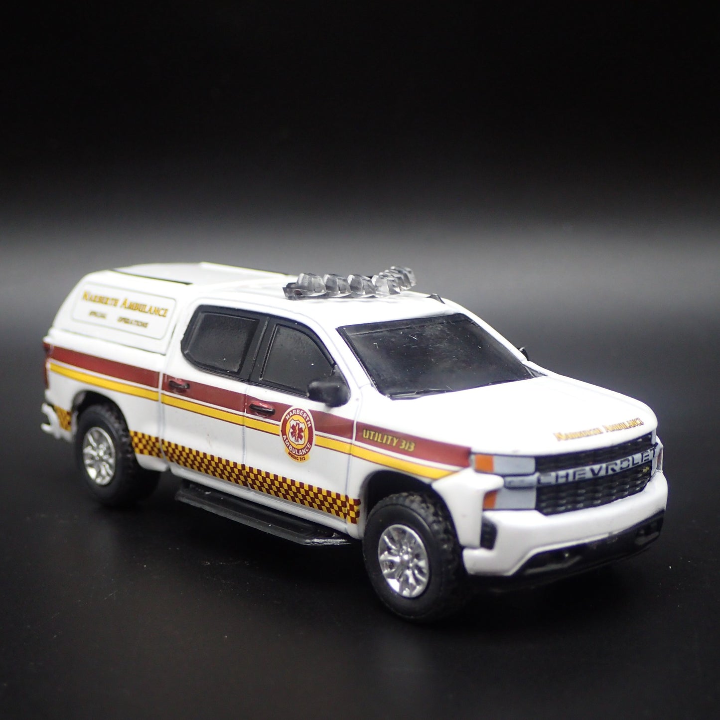 2020 CHEVY SILVERADO NARBERTH AMBULANCE SPECIAL OP 1:64 SCALE DIECAST MODEL CAR