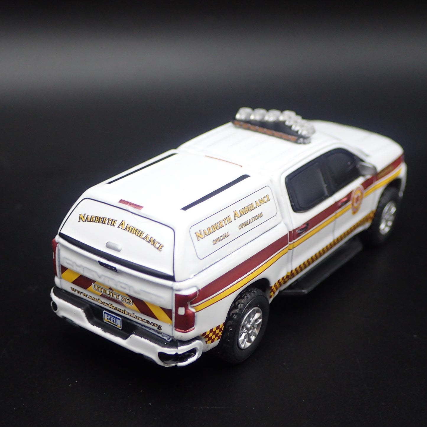 2020 CHEVY SILVERADO NARBERTH AMBULANCE SPECIAL OP 1:64 SCALE DIECAST MODEL CAR