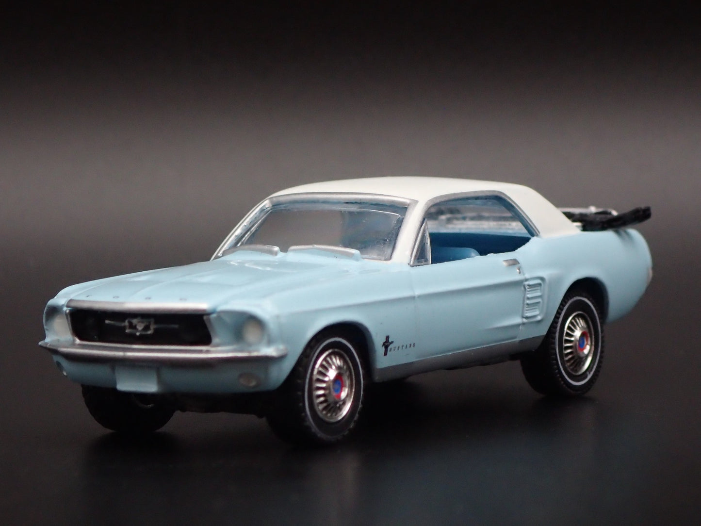 1967 67 FORD MUSTANG COUPE TEAL 1:64 SCALE COLLECTIBLE DIORAMA DIECAST MODEL CAR