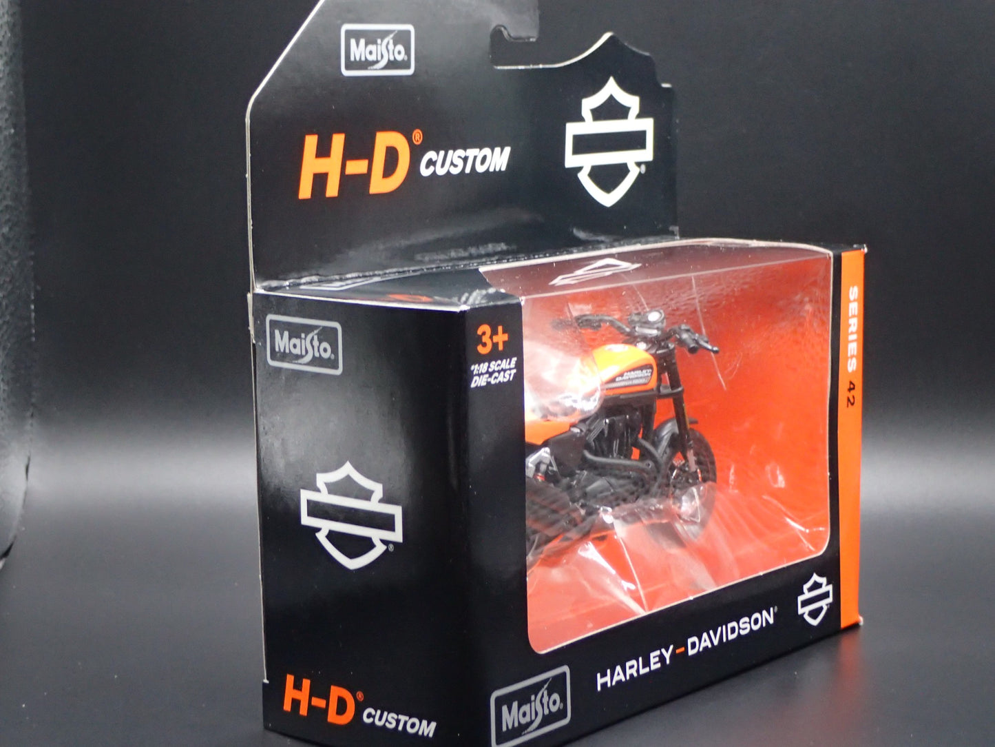 2011 11 XR 1200X HARLEY DAVIDSON MAISTO SERIES 42 1/18 MOTORCYCLE MODEL BIKE