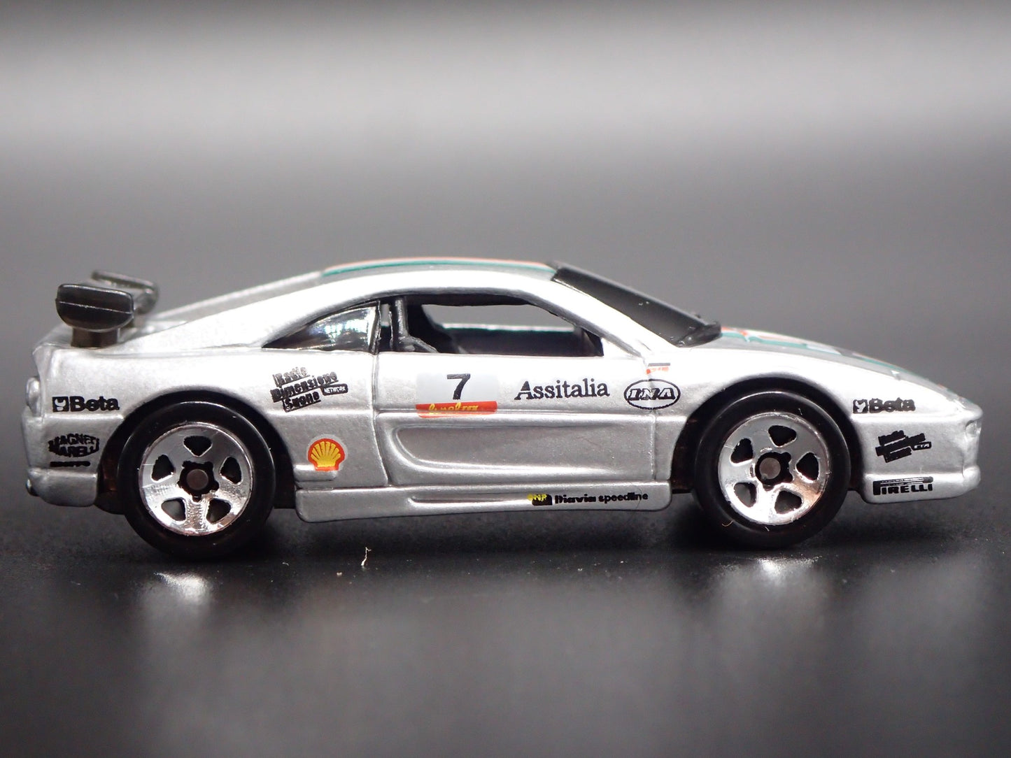 1995-1999 FERRARI F355 CHALLENGE RACE CAR 1:64 SCALE DIORAMA DIECAST MODEL CAR