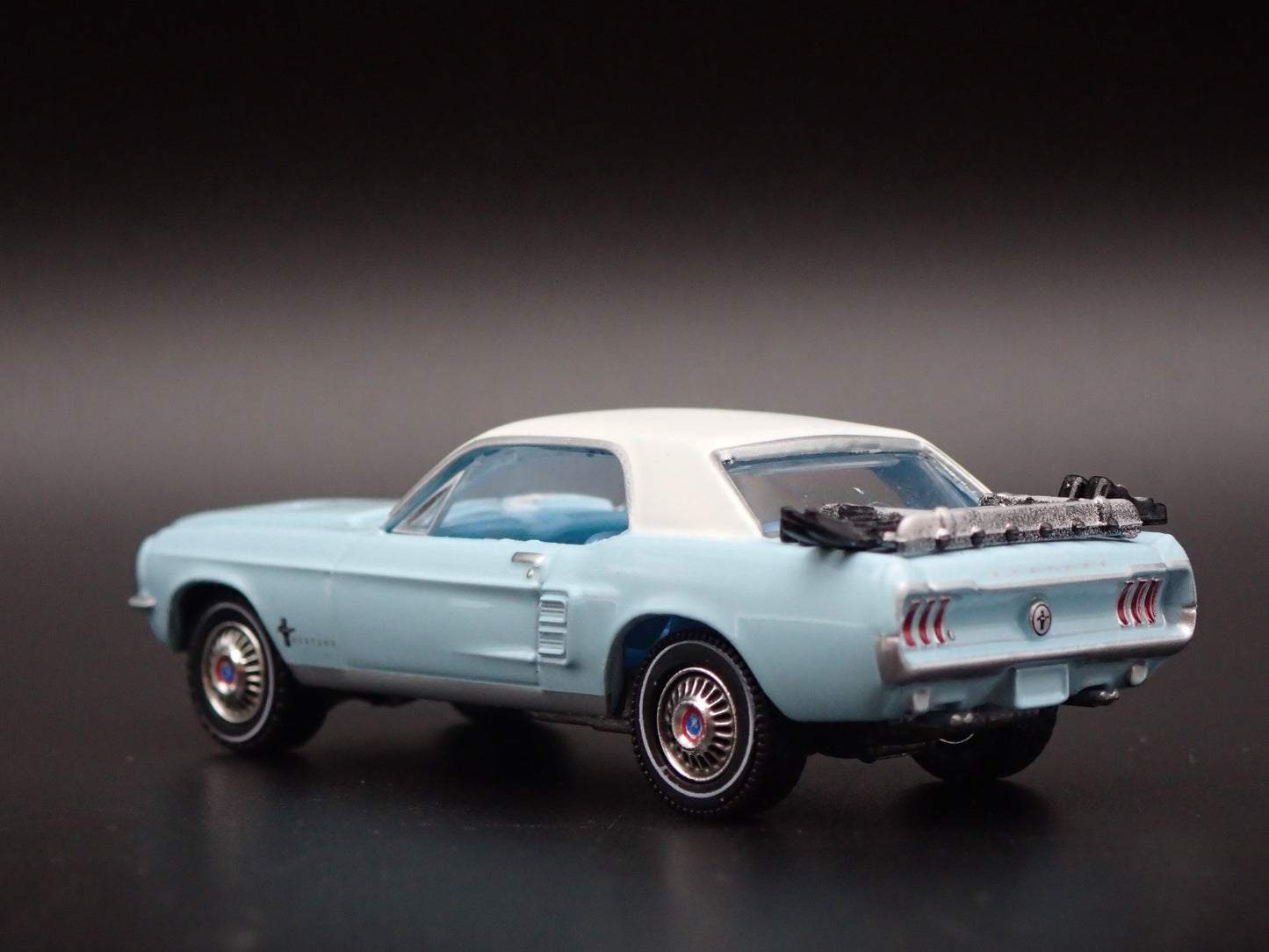 1967 67 FORD MUSTANG COUPE TEAL 1:64 SCALE COLLECTIBLE DIORAMA DIECAST MODEL CAR