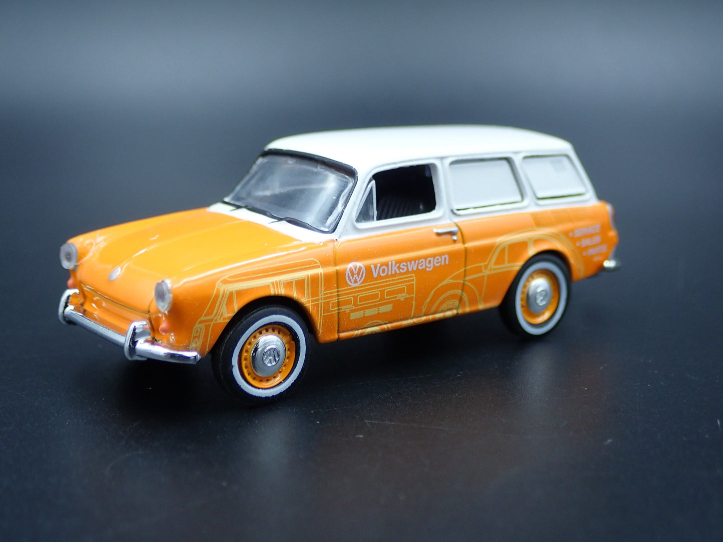 1961-1973 VW VOLKSWAGEN TYPE 3 SQUAREBACK W/ HITCH 1:64 SCALE DIECAST MODEL CAR