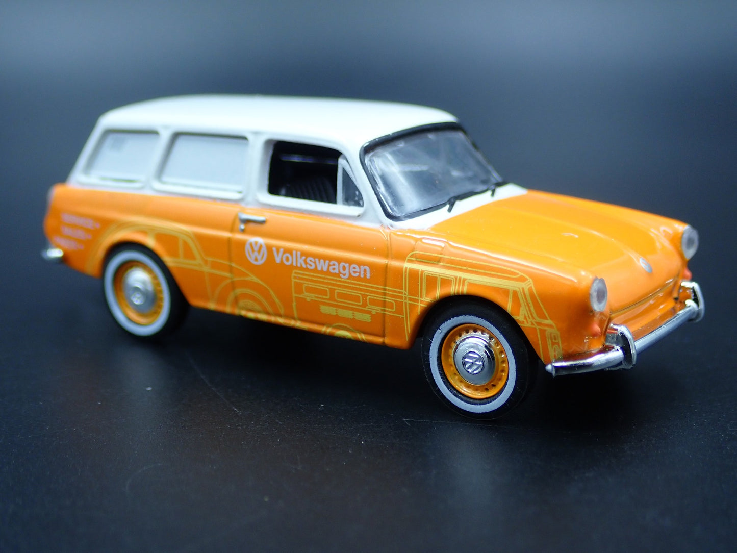 1961-1973 VW VOLKSWAGEN TYPE 3 SQUAREBACK W/ HITCH 1:64 SCALE DIECAST MODEL CAR