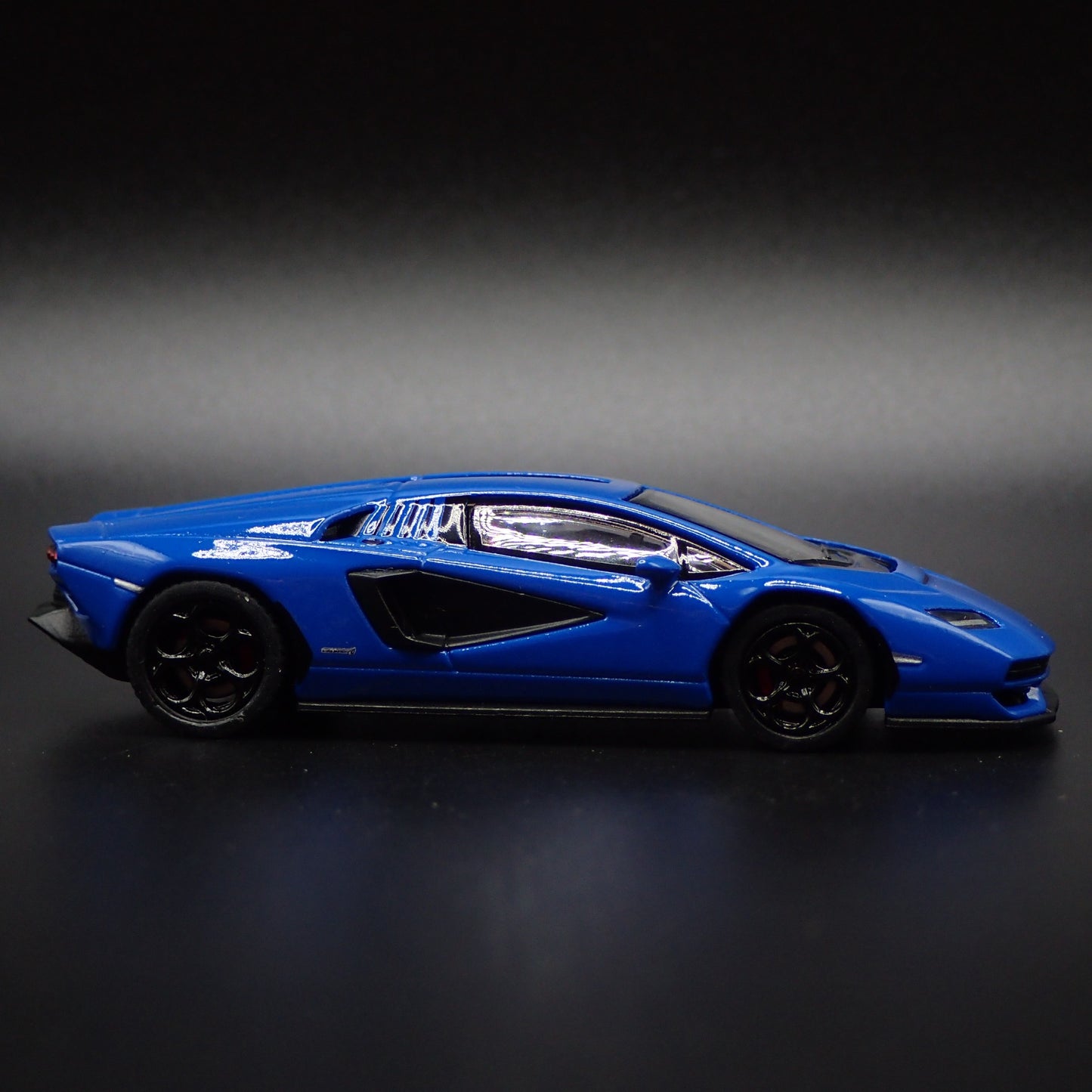2021 21 LAMBORGHINI COUNTACH LPI 800-4 SUPERCAR 1:64 SCALE DIECAST MODEL CAR