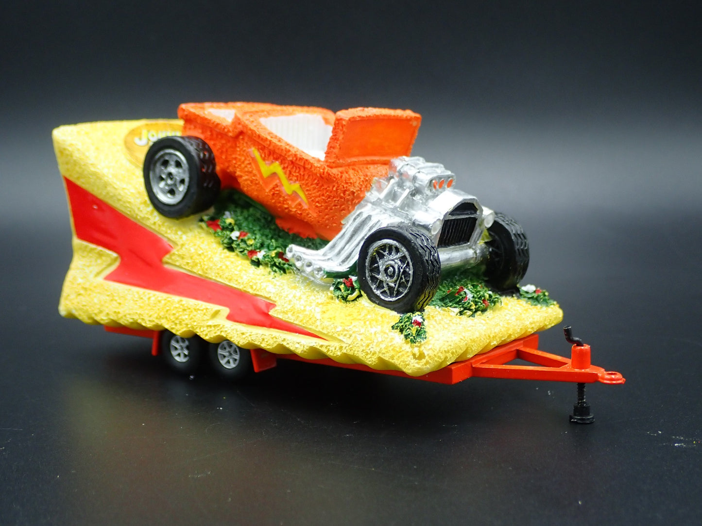 JOHNNY LIGHTNING 50TH ANV PARADE TRAILER W/ HITCH 1:64 SCALE POLYRESIN MODEL CAR