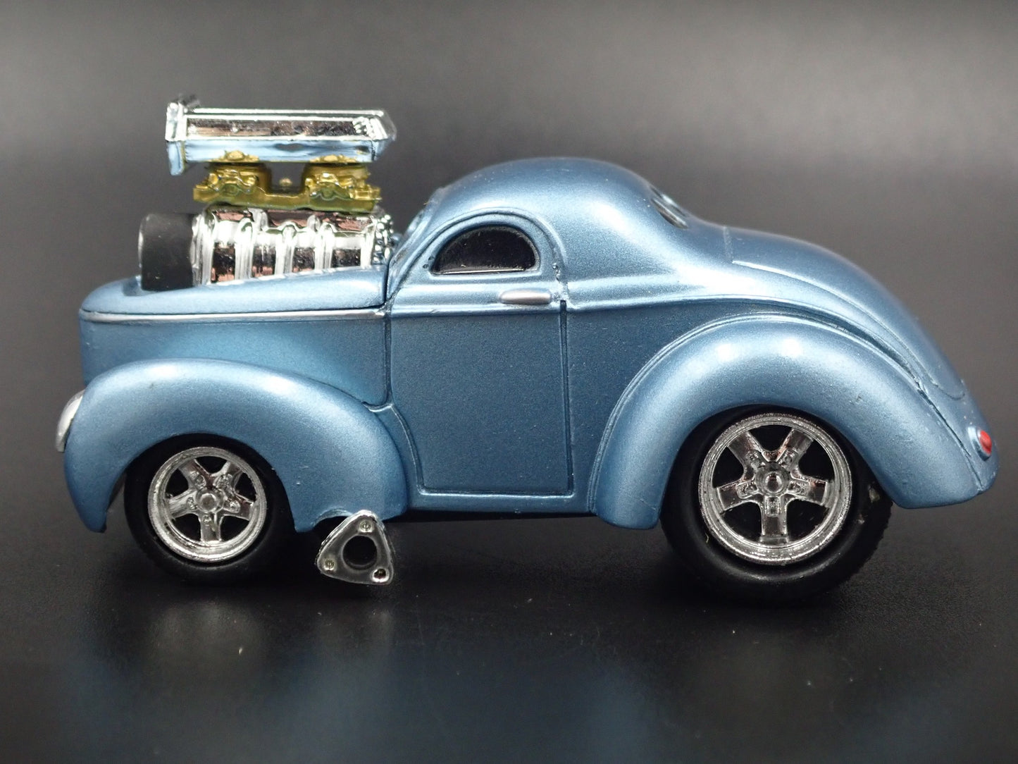 1941 WILLYS COUPE w/ BLOWER NHRA RARE 1:64 SCALE DIORAMA DIECAST MODEL CAR