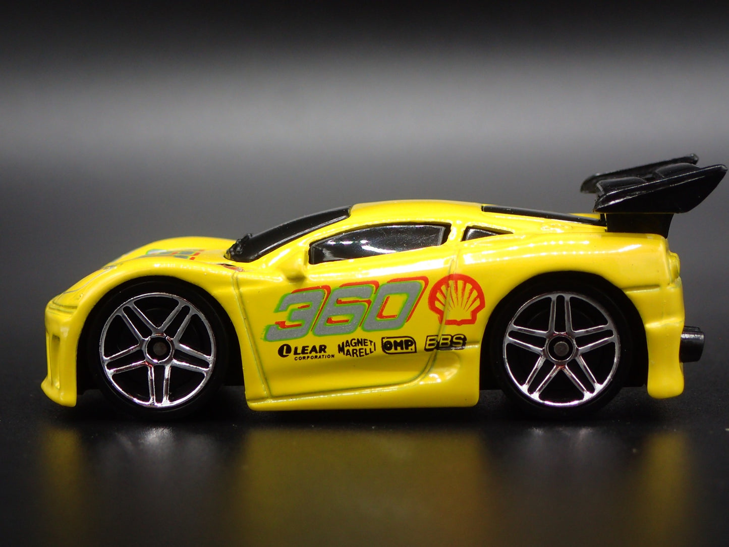 1999-2005 FERRARI 360 MODENA SUPER CAR SHELL OIL 1:64 SCALE DIECAST MODEL CAR