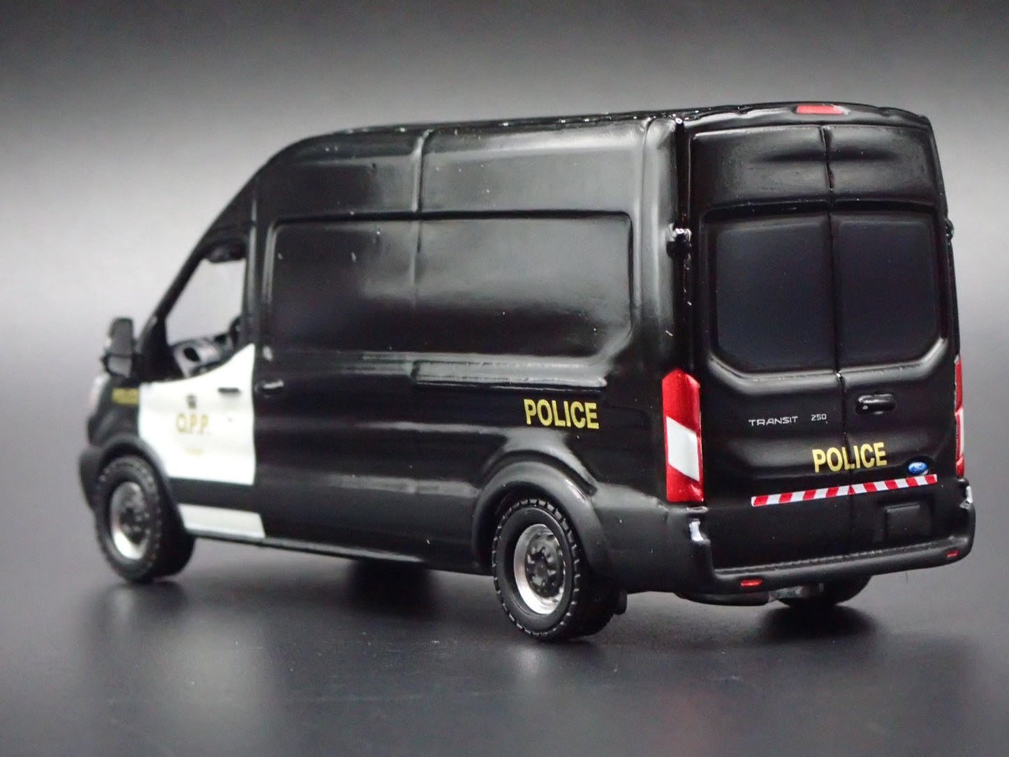 2015 FORD TRANSIT SPRINTER VAN ONTARIO PRO  POLICE 1:64 SCALE DIECAST MODEL CAR