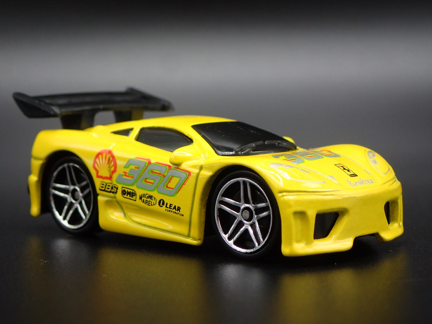 1999-2005 FERRARI 360 MODENA SUPER CAR SHELL OIL 1:64 SCALE DIECAST MODEL CAR