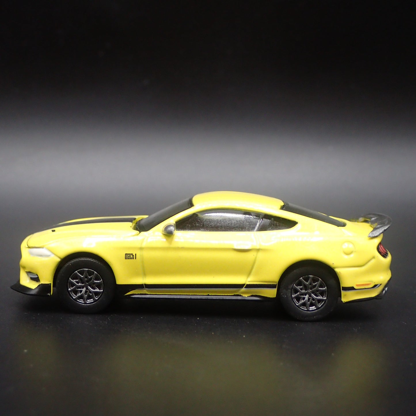 2021-2023 FORD MUSTANG MACH 1 1/64 SCALE COLLECTIBLE DIORAMA DIECAST MODEL CAR
