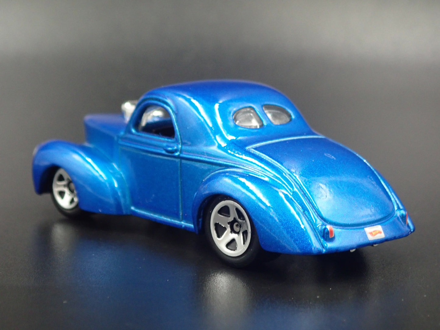 1941 41 WILLYS COUPE BLUE 1:64 SCALE COLLECTIBLE DIORAMA DIECAST MODEL CAR