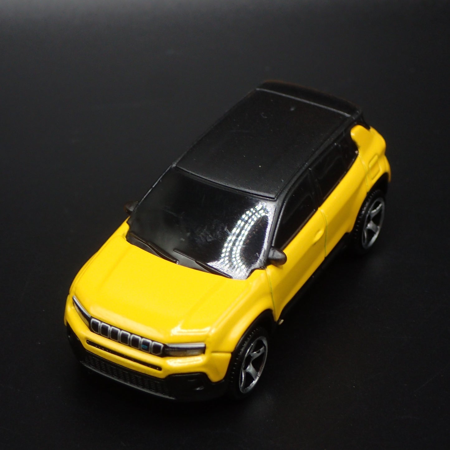 2023-2025 JEEP AVENGER 4 FOUR DOOR SUV 1/64 SCALE DIORAMA DIECAST MODEL CAR