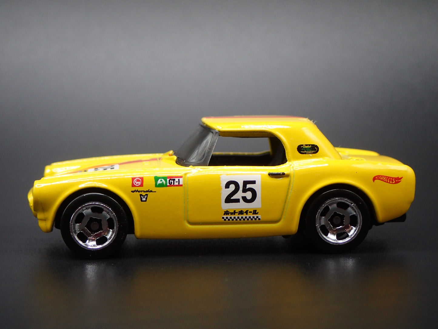 1970 70 HONDA N600 YELLOW RARE 1:64 SCALE COLLECTIBLE DIORAMA DIECAST MODEL CAR