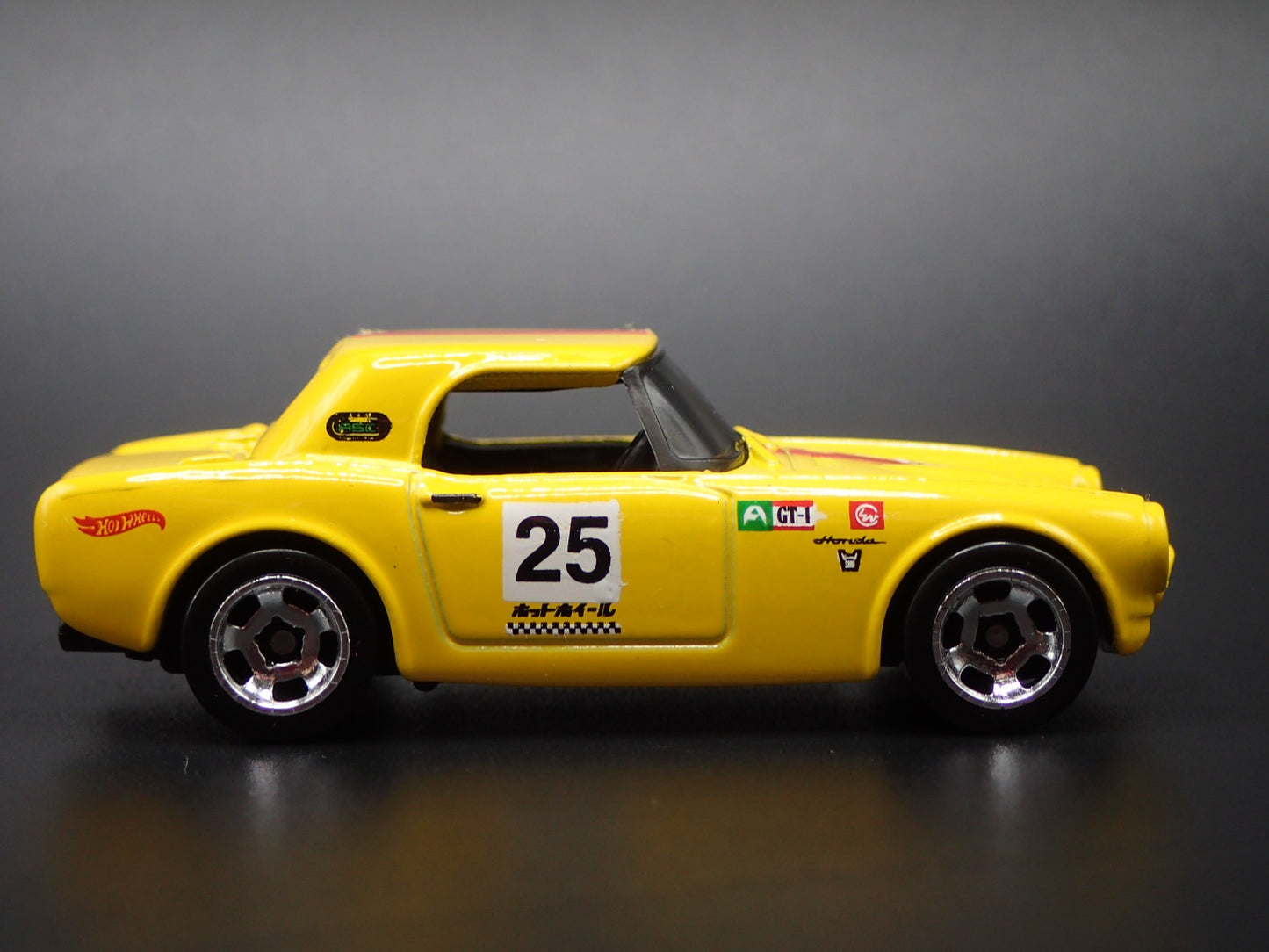 1970 70 HONDA N600 YELLOW RARE 1:64 SCALE COLLECTIBLE DIORAMA DIECAST MODEL CAR