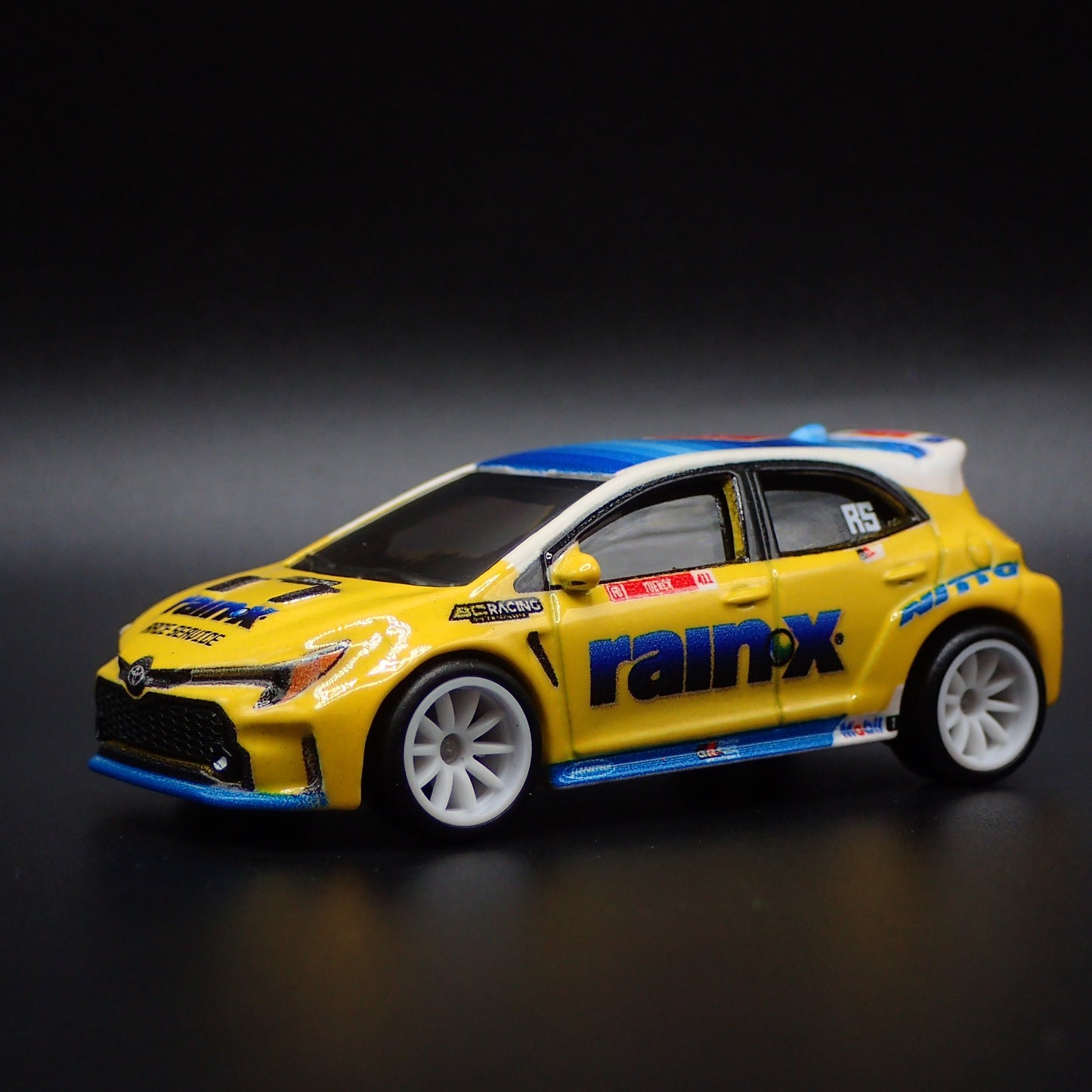 2023-2025 TOYOTA GR COROLLA DRIFT RAIN-X 1/64 SCALE DIORAMA DIECAST MODEL CAR