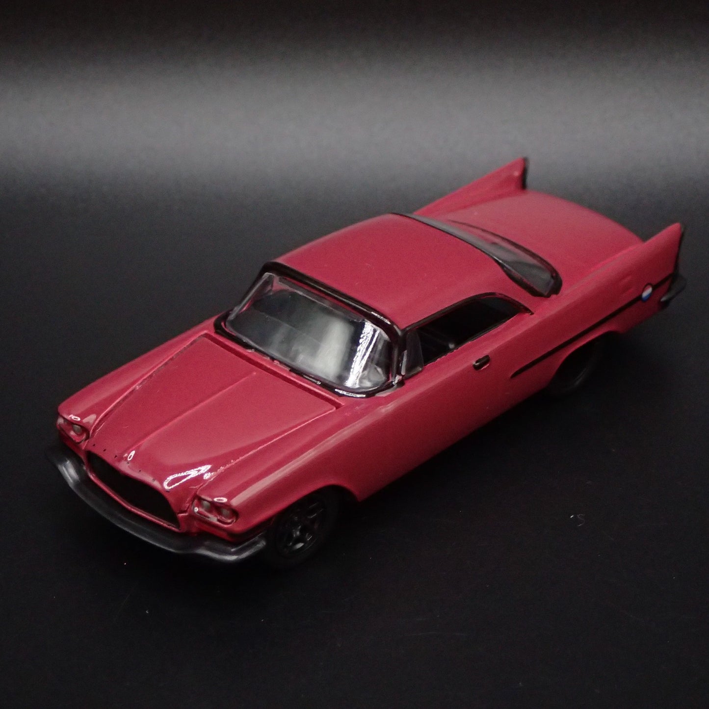 1957 57 CHRYSLER 300C PURPLE 1:64 SCALE COLLECTIBLE DIORAMA DIECAST MODEL CAR