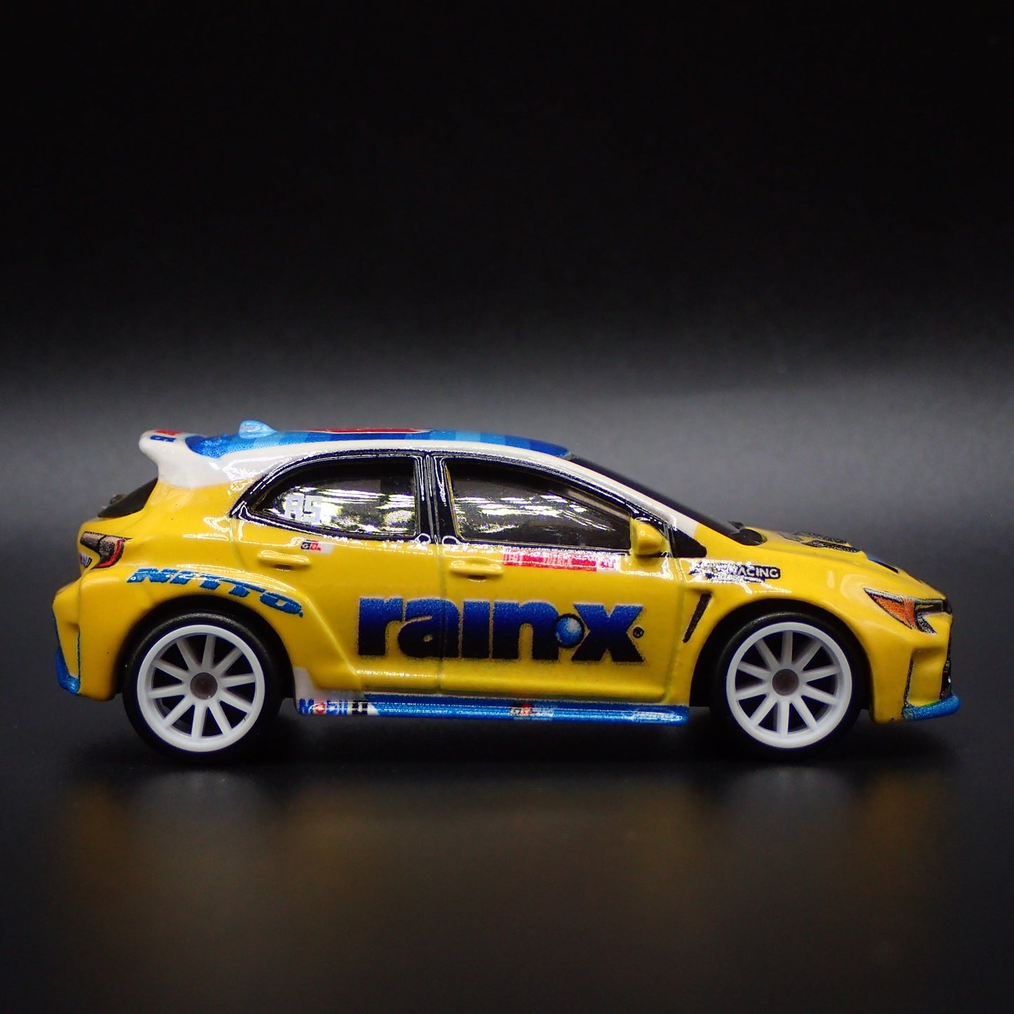 2023-2025 TOYOTA GR COROLLA DRIFT RAIN-X 1/64 SCALE DIORAMA DIECAST MODEL CAR