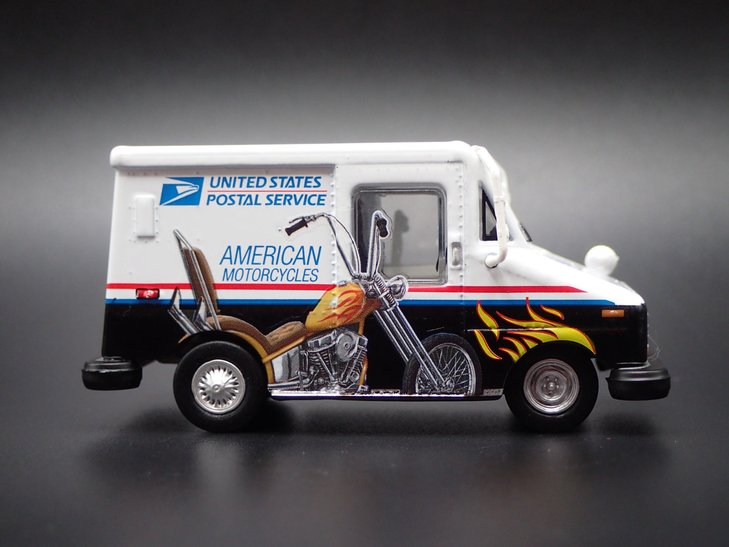USPS UNITED STATES POSTAL SERVICE DELIVERY TRUCK LLV 1:64 SCALE DIECAST MODEL